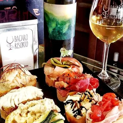 Brunetti's Venice: A Culinary Journey Through Leon's Mysteries